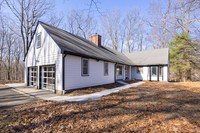 DZ Garage Doors, LLC (Mon Mar 28, 2022)